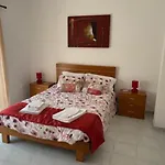 Casa Shally Willa